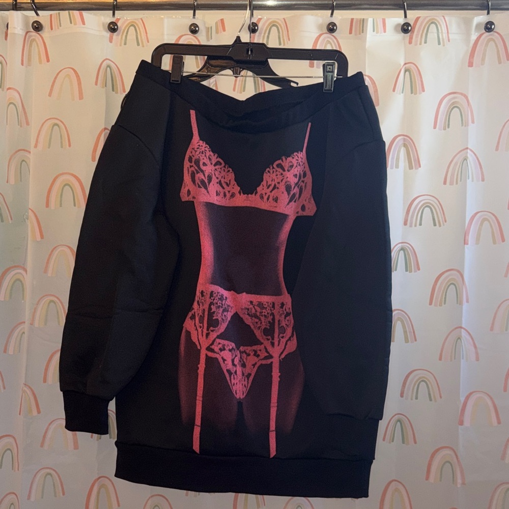 Women's Black and Pink Intimate Sweatshirt
